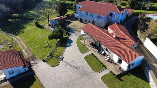 Valenca House | As Casas Do BomPai - Las Oliveiras
