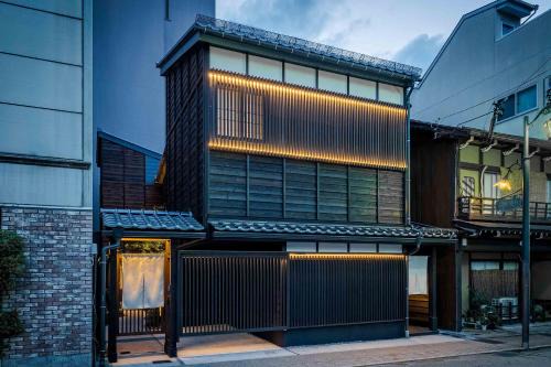 Hida Takayama Onsen House | Asatoyuu Machiya House