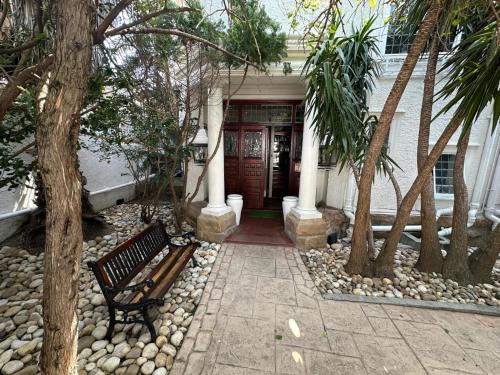 Fresnaye House | Ashby Manor Guest House