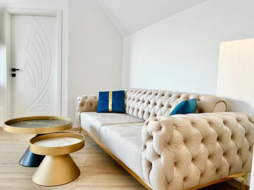 Vienna Apartment | ASP Modern Apartments with Balcony & Free Parking