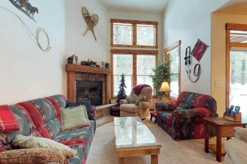 McCall Apartment | Aspen Village 84
