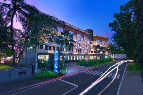 Karang Bolong Hotel | Aston Anyer Beach Hotel