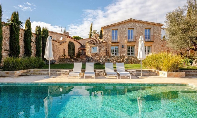 Sitges Villa | At 10 Minutes DRIVE from Sitges: Casa de Piedra: Luxury, Nature, and Exclusivity