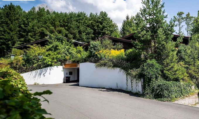 Saalfelden am Steinernen Meer Apartment | Apartment in Saalfelden near Ski Slopes