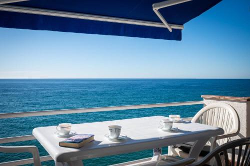 Altafulla Apartment | AT305 Vistas directas al mar, al lado de la cala Canyadell