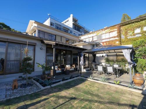 Atami House | Atami Southern Wind 熱海 南風楼(温泉付)