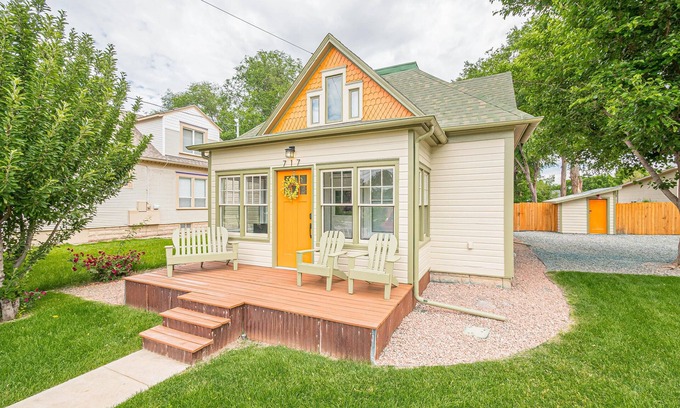Fruita House | Atchee I: Fire Pit, Bikes & Dog-Friendly Stay