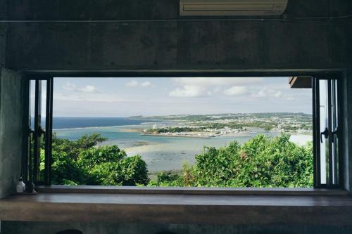 Okinawa House | Atelier Hyakuna