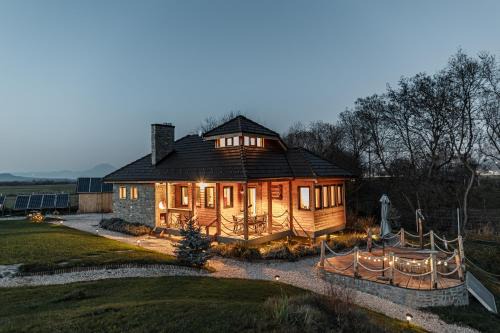Zarnesti House | Atelier Recreation Village