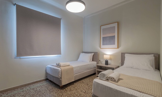 Argostoli Town Apartment | Athena - 2 Bedroom Apartment Argostoli