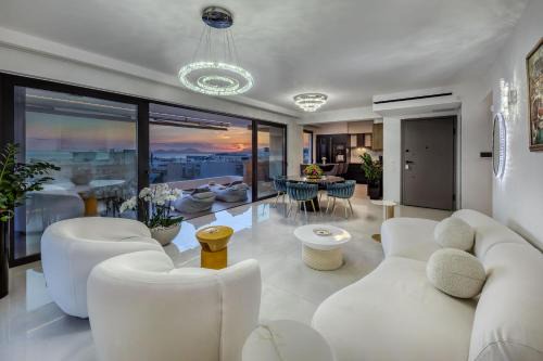 Elliniko-Argyroupoli Apartment | Athens Riviera Penthouse