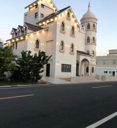 Magong House | Athens Vacation Club House