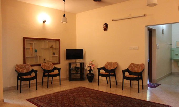 Vyttila House | Athithi Homes
