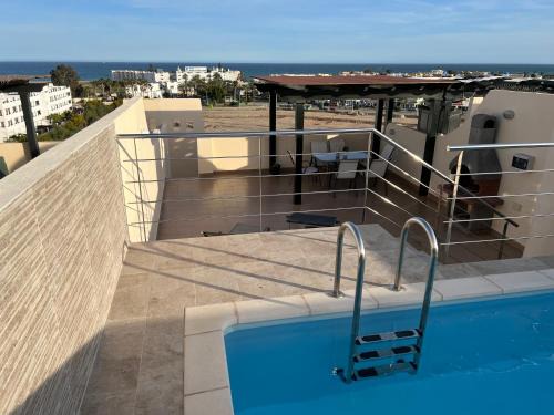 Vera Beach Apartment | Atico con piscina privada vistas al mar