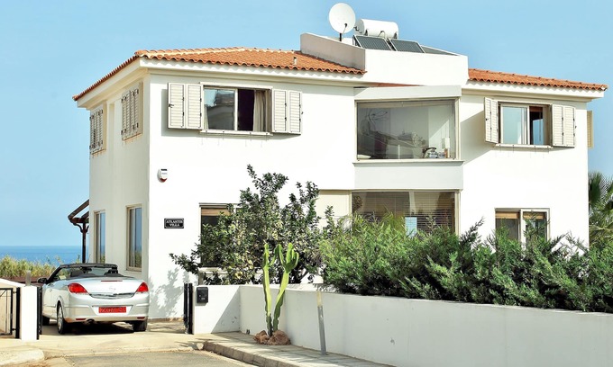 Paralimni Villa | Atlalantis Villa Protarus*Fantastic Sea Views* Beach 4 mins* 5*Reviews*