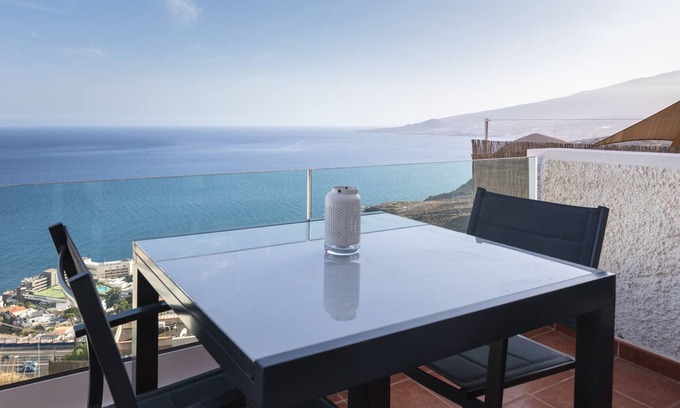 Tabaiba Apartment | Atlantic Terrace With Sea Views