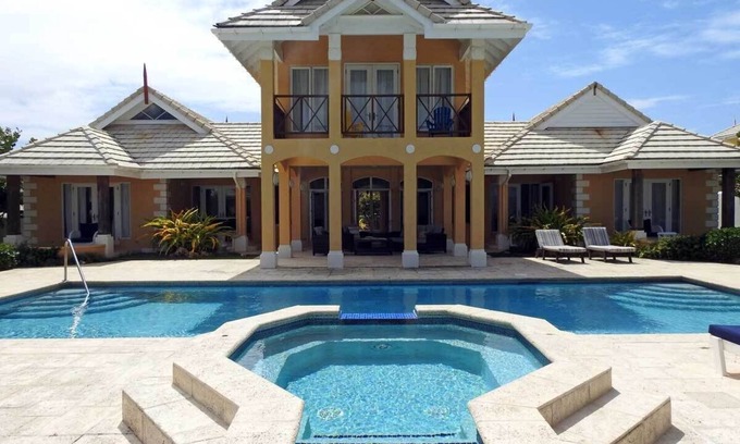 Lowlands Villa | "Atlantique" is a seaside space to be remembered!