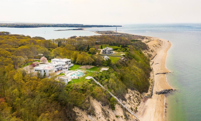Belle Terre House | Atlantis Manor: Luxury Beachfront Mega Mansion