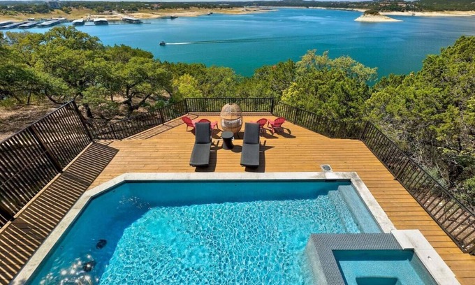 Volente House | Atlantis on Lake Travis - Pool/Hot Tub/Dock
