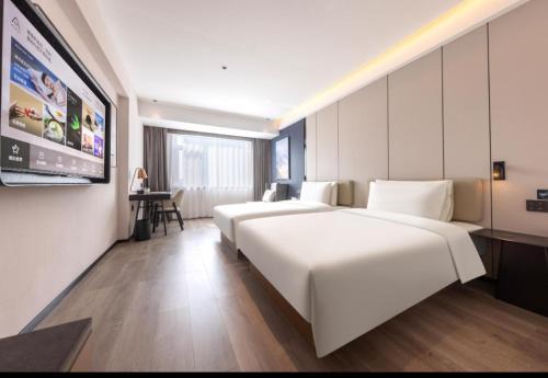 Chengyang Hotel | Atour Hotel Qingdao Chengyang Wanxianghui Middle Zhengyang Road