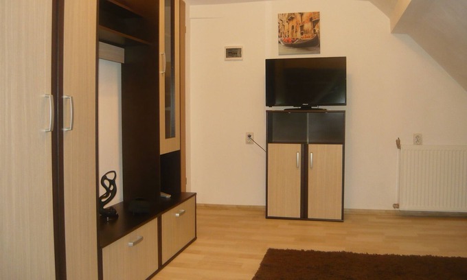 Sibiu Apartment | Attic Apartment - 2 Separate Bedrooms