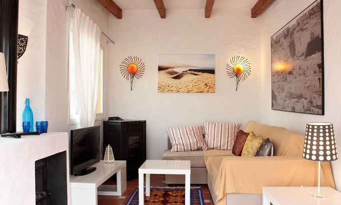 Cabrita Apartment | Attic apartment in old town Tarifa