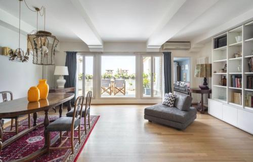 Dorsoduro Apartment | Attico Canal Grande a Palazzo Contarini Corfù