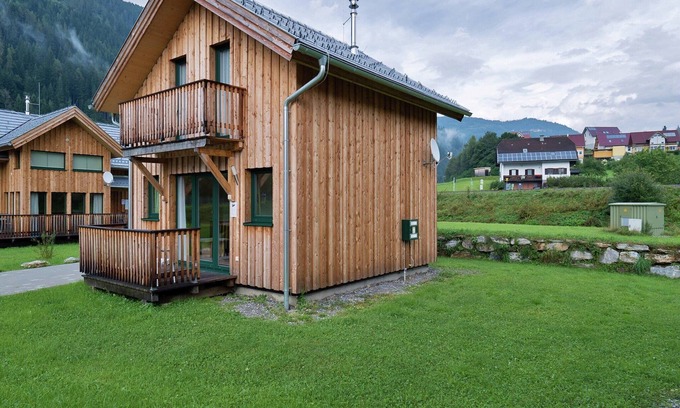 Murau Ski Chalet | Attractive chalet with jacuzzi