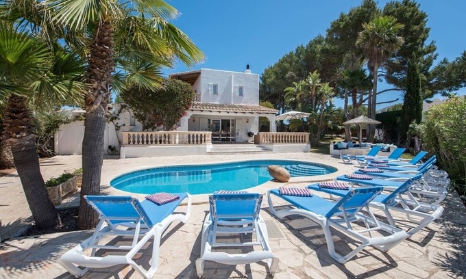 Cala Serena Villa | Attractive Villa with A/C, WiFi, Private HEATED POOL only 250m from the Idyllic Cala Serena Beach!