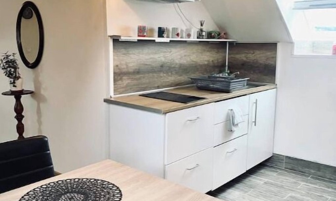 Saint-Desert Apartment | Atypique Grenier Aménagé Avec Accès Piscine