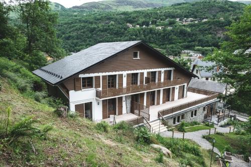 Ax-les-Thermes Apartment | Au chalet des quatre saisons