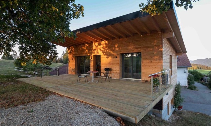 Corgemont Bed & Breakfast | Au Chant du Vent