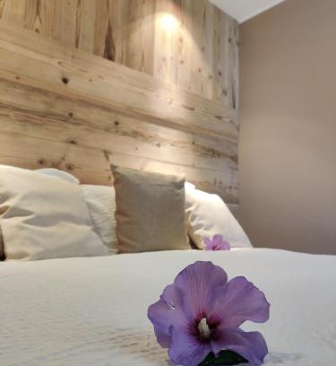 Jovencan Apartment | Au Fond du Bourg