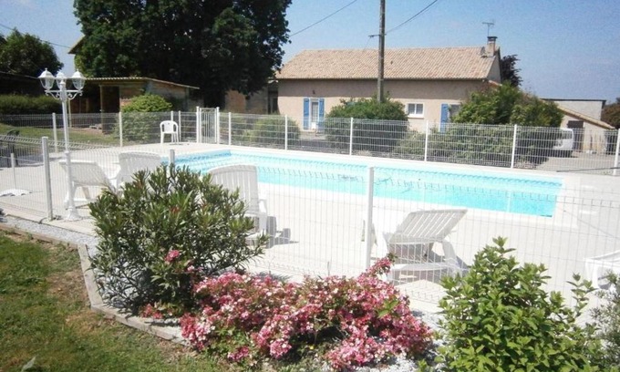 Saint Sever House | Au lic