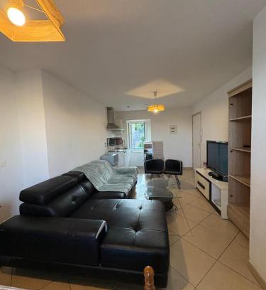 Ales Apartment | Au pied de l'ermitage
