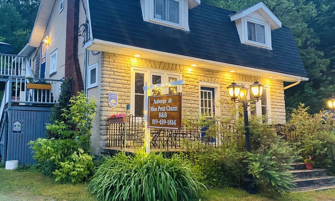 Wakefield Bed & Breakfast | Auberge De Mon Petit Chum B&B