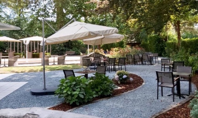 Enghien Hotel | Auberge du Vieux Cedre