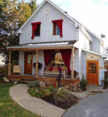 Chelsea Hotel | Auberge Old Chelsea