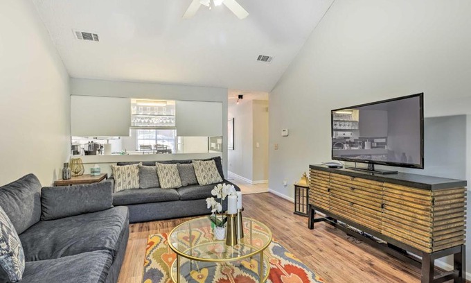 Longleaf Crossing House | Auburn Home with Private Yard Less Than 4 Mi to Campus!