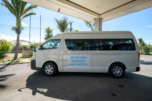 Mangere Hotel | Auckland Airport Easy Hotel