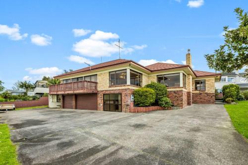 Mellons Bay House | Auckland Howick Sea View House