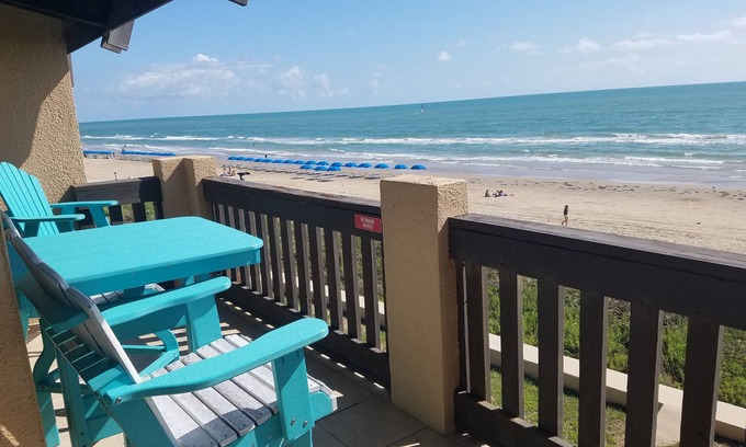 South Padre Island Condo | "August" 2025-"SPECIAL-RIGHT ON THE BEACH-Amazing View-ALL REMODELED