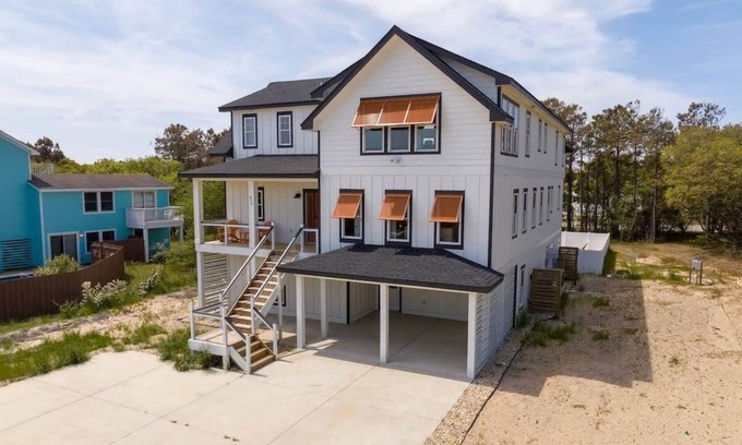 Whalehead Beach House | Aurora 6 BR Elevator Theater Rec Room, Pool & Hot