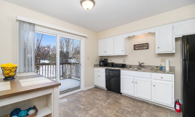 Aurora House | Aurora Rental - Lehnertz