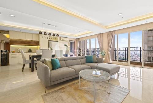 Kebayoran Lama Apartment | Aurum by Kozystay - Senayan