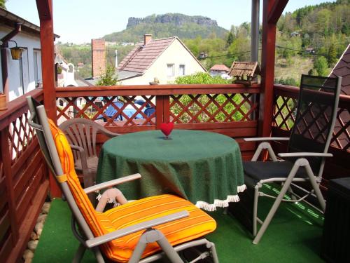 Pfaffendorf House | Ausflugsziele Und Wanderidylle Bei Ferieneinrichtungen Haus Am Stein, Haus 2