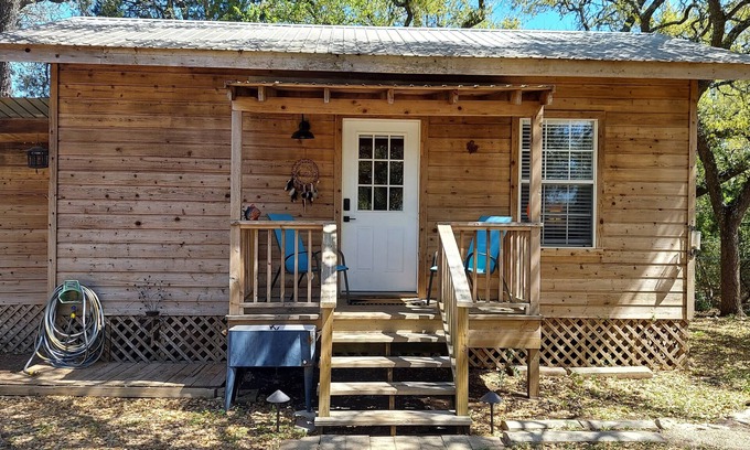 West Oak Hill Cabin | Austin Cabin