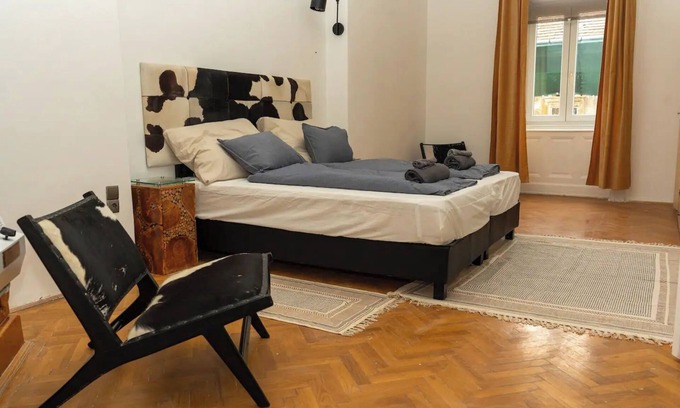 Erzsebetvaros Apartment | Authentic Central Apartment