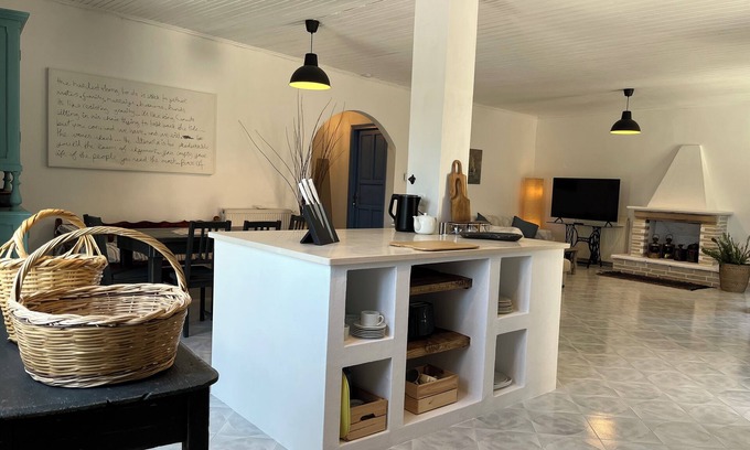 Katsimatika House | Authentic greek house in tranquil area - 5 min from Gaios