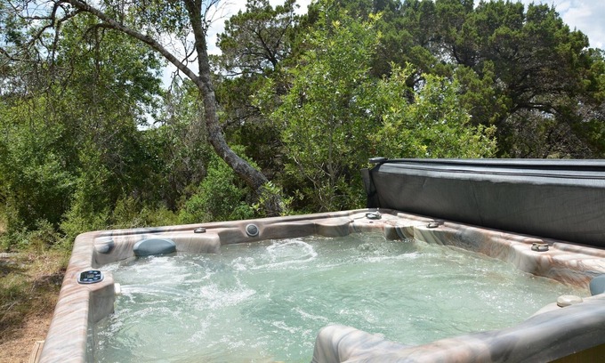 Hays County Cabin | Authentic Log Cabin with Private Hot Tub!